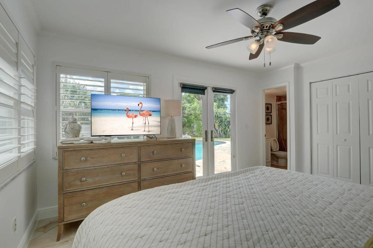Pool Home Super Close To Vanderbilt Beach Naples Luaran gambar