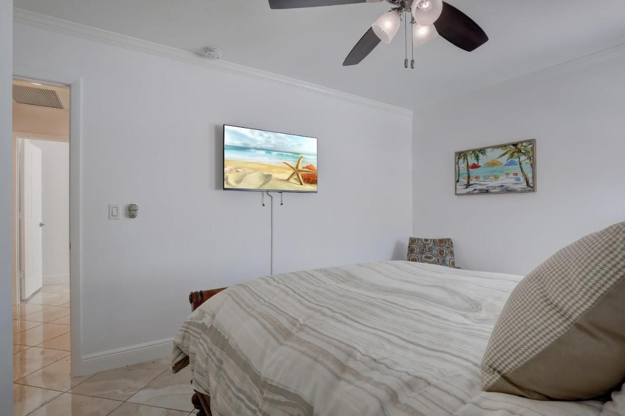 Pool Home Super Close To Vanderbilt Beach Naples Luaran gambar