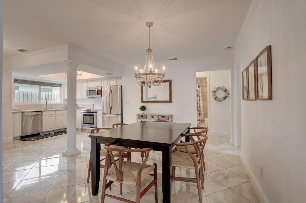 Pool Home Super Close To Vanderbilt Beach Naples Luaran gambar